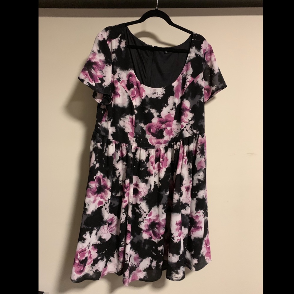 Plus size floral dress- Great for Easter!